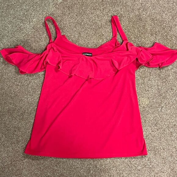Express Cold Shoulder Top - Picture 3 of 5